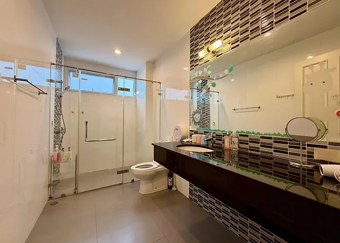 Pool Ramkhamhaeng 9 فيلة بانكوك